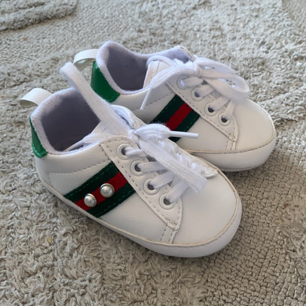 Gucci style baby sneakers with stripes